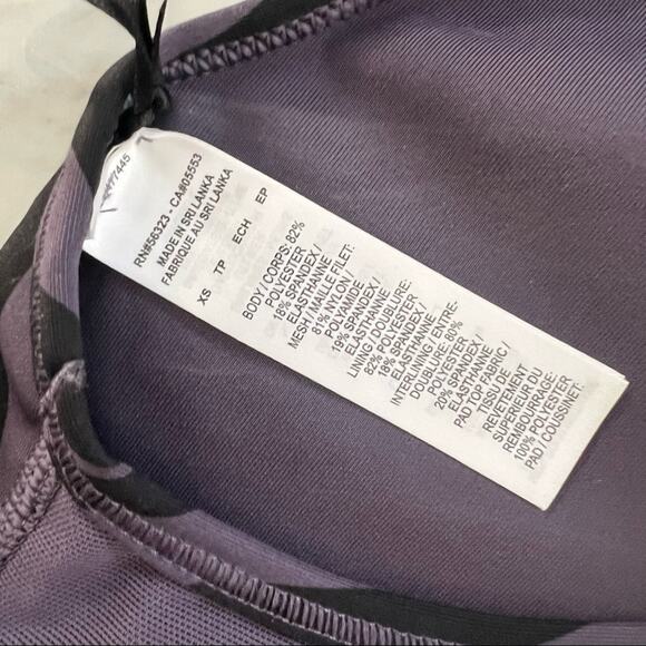 New Nike Swoosh Sports Bra Zebra Print Purple and Black sz XS - Picture 5 of 6